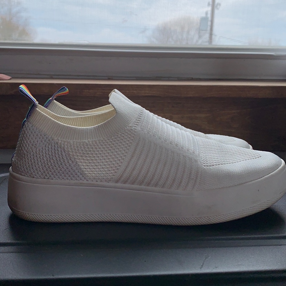 Steve Madden Slip Ons